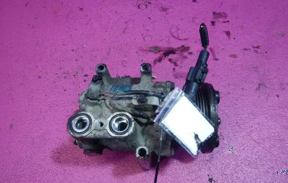 Ford Ka Air conditioning (A/C) compressor (pump) 5S5119D629AA