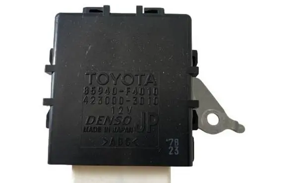 Toyota C-HR I Window wiper relay 85940F4010 4230003010