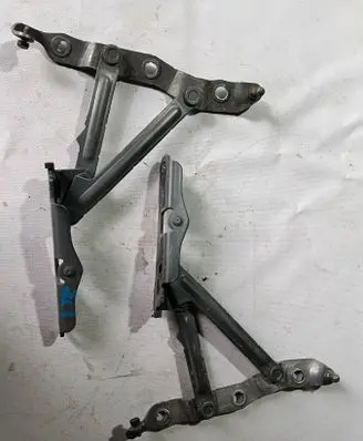 Infiniti G37 Tailgate/trunk/boot hinge 84400JL00B 84401JL00B