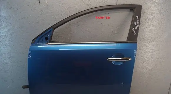 KIA Sportage Front door