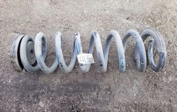 Hyundai i40 Rear coil spring 553503Z850