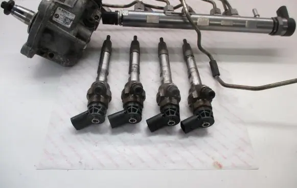 Mini Cooper Countryman R60 Fuel injection system set 0445010540 0445110613 0445214278