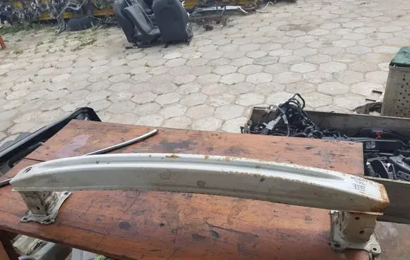 Skoda Octavia Mk3 (5E) Rear bumper support beam 