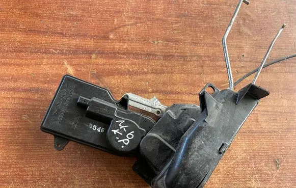 Mazda 6 Front door lock