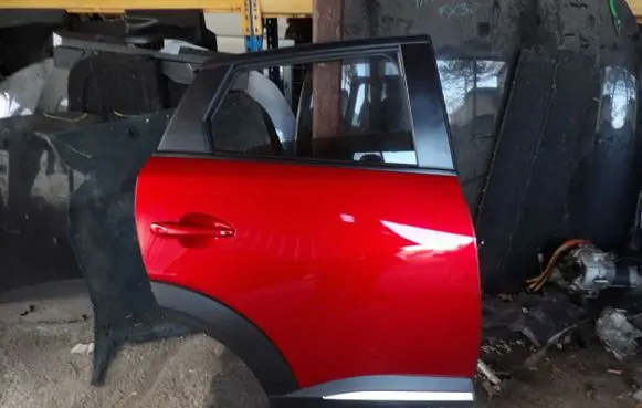 Mazda CX-3 Rear door