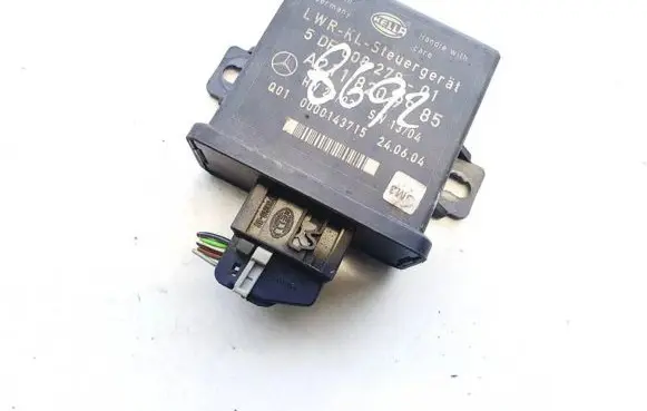 Mercedes-Benz CLS C219 Light module LCM a2118209985 0000143715