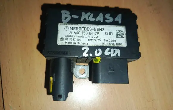Mercedes-Benz A W169 Glow plug pre-heat relay A6401530479 899087000
