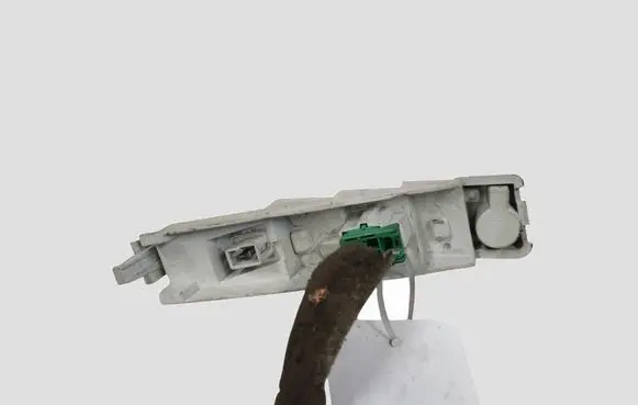 Volvo V50 Tail light bulb cover holder 27162202