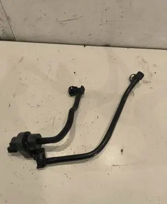 BMW 5 E60 E61 Valve 7512581
