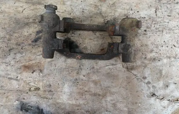 Opel Astra G Brake caliper pad carrier rear 