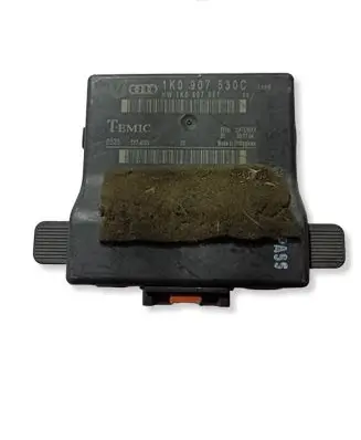 Volkswagen Golf V Gateway control module 1K0907530C