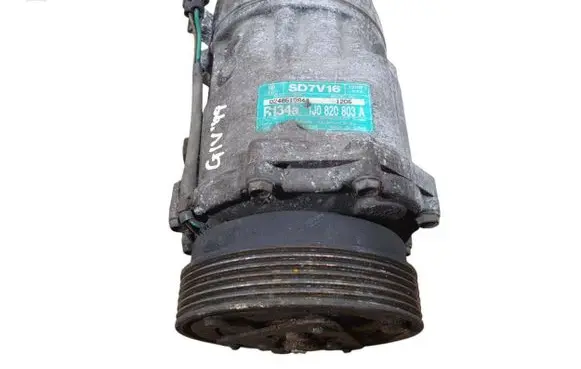 Volkswagen Golf IV Air conditioning (A/C) compressor (pump) 1J0820803A