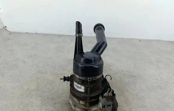 Citroen C4 Grand Picasso Power steering pump 9684040180