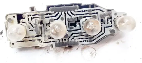 Volkswagen Golf III Tail light bulb cover holder 1h9945257