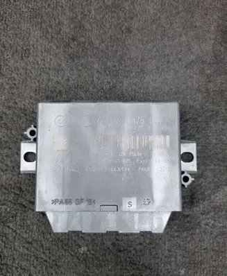 Audi A4 S4 B8 8K Parking PDC control unit/module 8K0919475C 8K0919475A