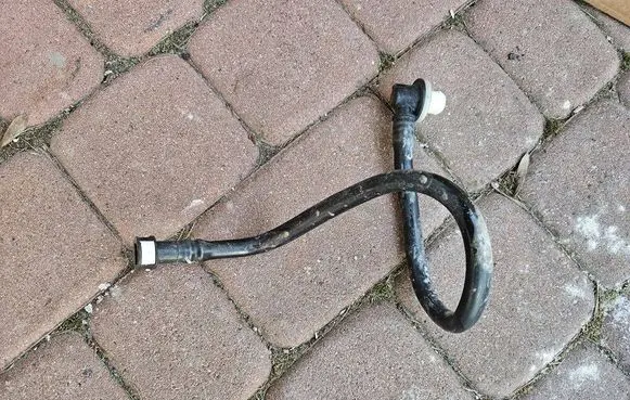 Opel Astra K Vacuum line/pipe/hose 13375191