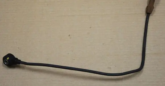 Audi A8 S8 D4 4H Detonation knock sensor 077905377G