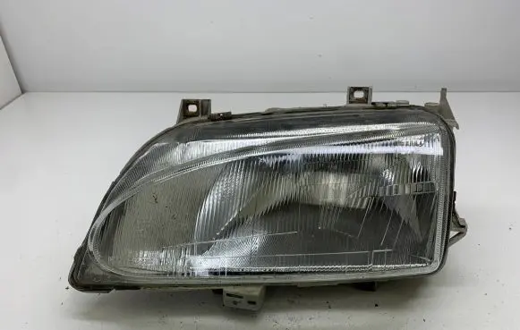 Ford Galaxy Headlight/headlamp 205320B