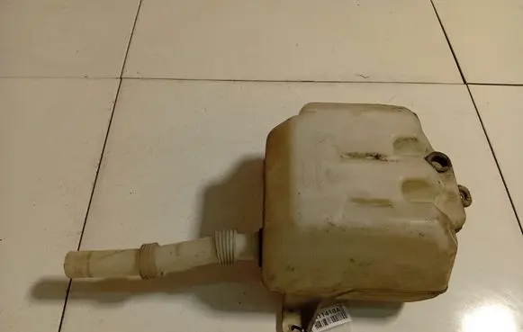 Honda Accord Windshield washer fluid reservoir/tank