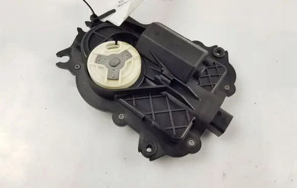 Audi A8 S8 D3 4E Rear door soft close latching motor 4E0837059