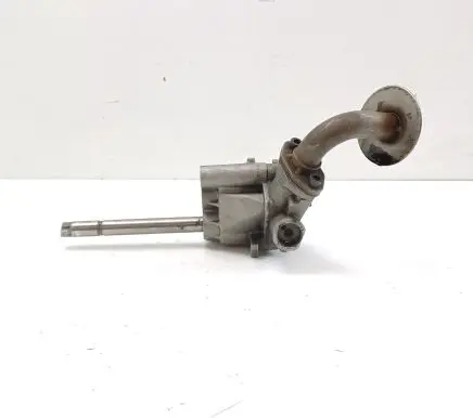 Volkswagen Transporter - Caravelle T4 Oil pump 026115153A