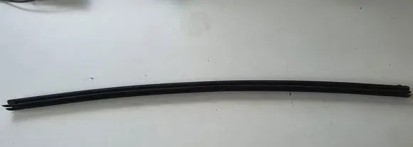 Hyundai ix35 Rubber seal front door window/glass 