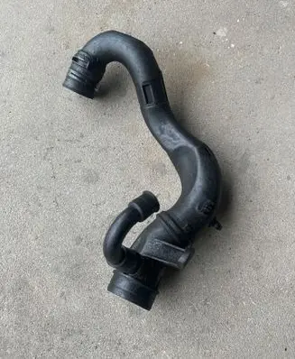 Intercooler hose/pipe