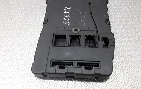 Renault Scenic II - Grand scenic II Comfort/convenience module 8200780018A