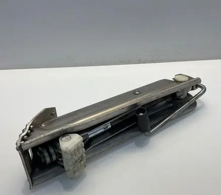 Mercedes-Benz E W211 Lift Jack A2115830115 2115830115