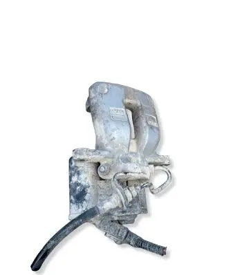 Volkswagen PASSAT B6 Rear brake caliper 