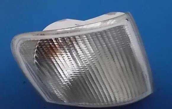 Ford Escort Front indicator light