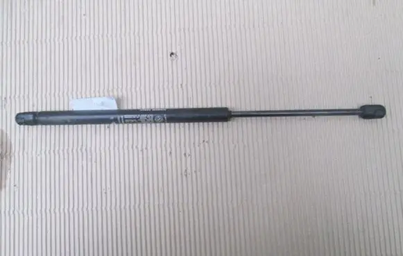 Fiat Punto (188) Shock absorber/damper mounting bracket 