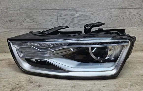 Audi Q3 8U Headlight/headlamp 8U0941005C
