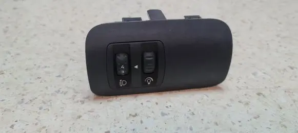 Renault Megane II Headlight level height control switch 8200095495B 08802012 88020001