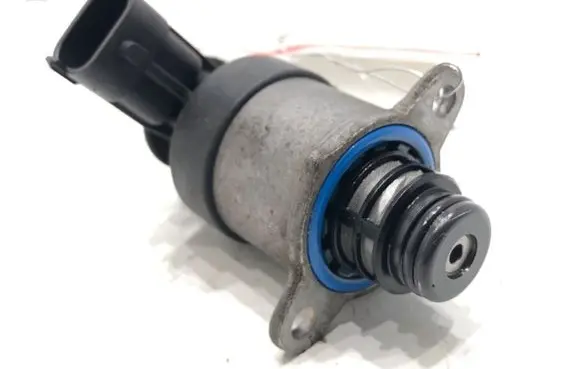 Jeep Grand Cherokee Fuel pressure regulator 0928400779