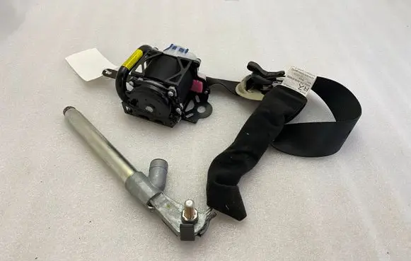 Mitsubishi Outlander Front seatbelt TKAH2EN306 0641142