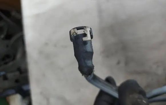 Ford Galaxy Fuel line pipe