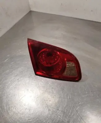 Hyundai Santa Fe Tailgate rear/tail lights 924052B000