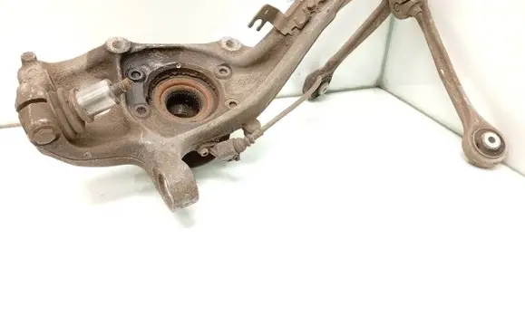 Audi A5 8T 8F Front wheel hub spindle knuckle 8K0407257L