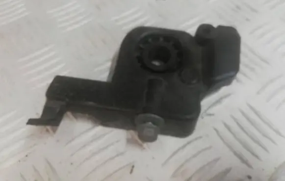 Smart ForFour II W453 Radiator mount bracket a4535041338