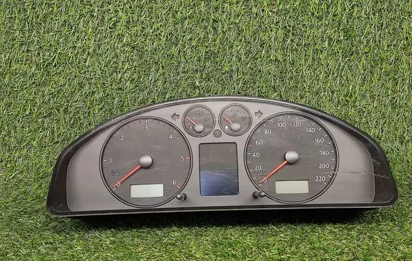 Volkswagen Transporter - Caravelle T5 Speedometer (instrument cluster) 7H0920861E