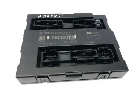 Audi A4 S4 B8 8K Comfort/convenience module 8K0907064A 00002001
