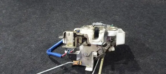 Front door lock