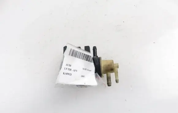Audi A4 S4 B5 8D Valve vacuum 70218400 1K0906627E