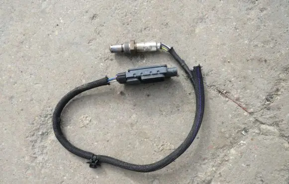 Peugeot 3008 II Lambda probe sensor 9811207180