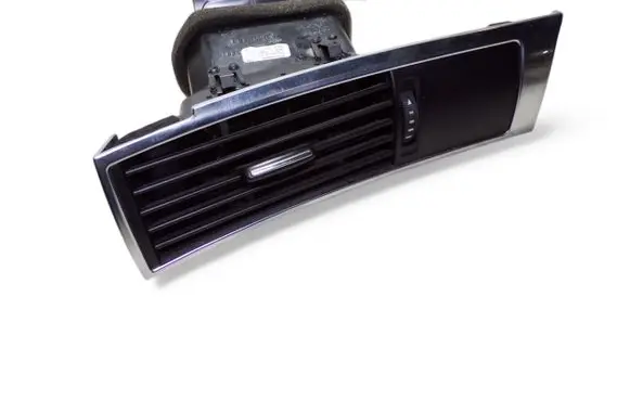 Audi A6 S6 C6 4F Dashboard side air vent grill/cover trim 4F1820901D