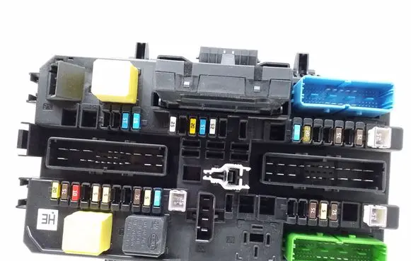 Opel Zafira B Comfort/convenience module 13206757 5DK00866942