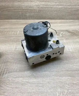 BMW 7 E65 E66 ABS Pump 6771231 0265225007