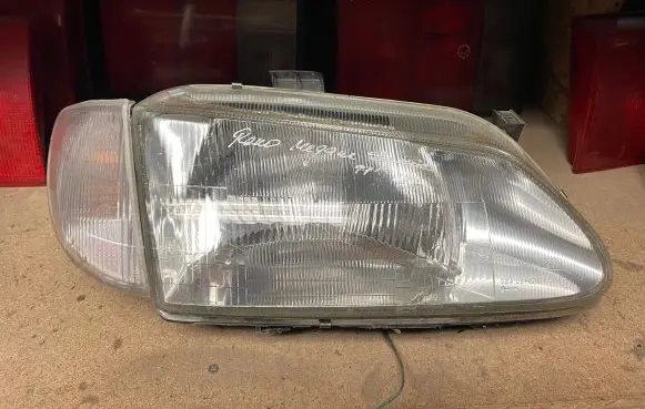 Renault Megane I Headlight/headlamp 02A02HCR175
