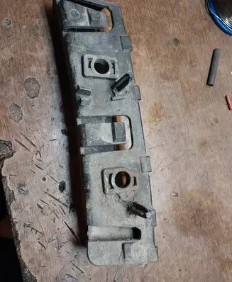 Peugeot 508 Front bumper mounting bracket 9686570480 2007017